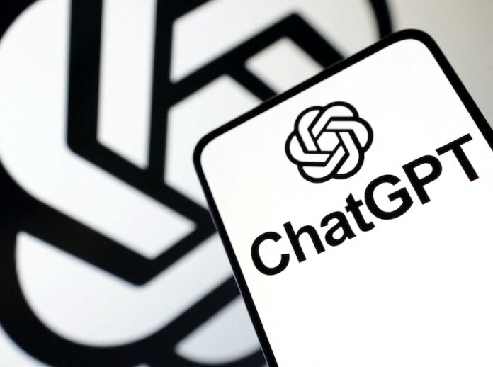 ChatGPT يتيح التفاعل بالصوت والصور